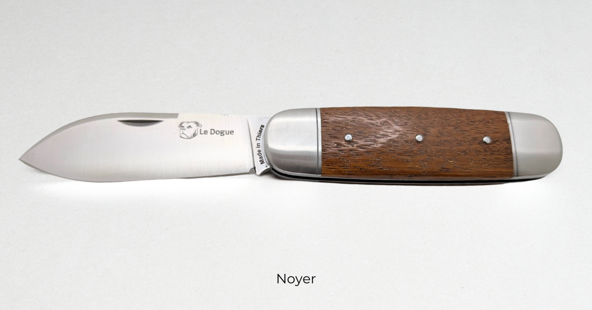 Couteau Le Dogue – Manche en Noyer