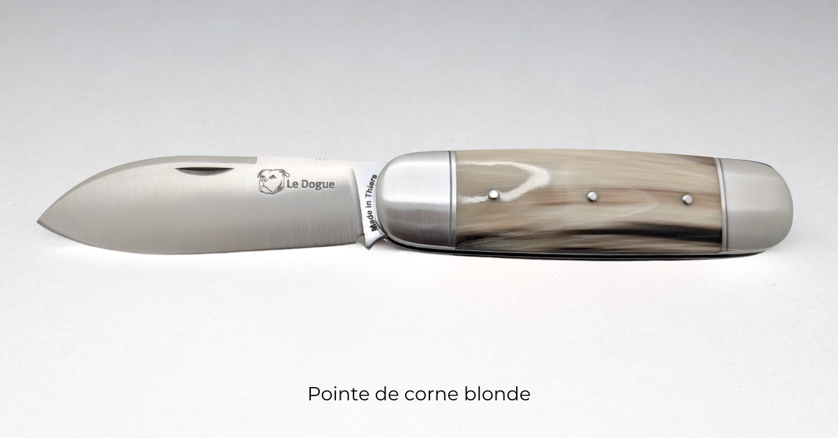 Couteau Le Dogue – Manche en Pointe de Corne Blonde